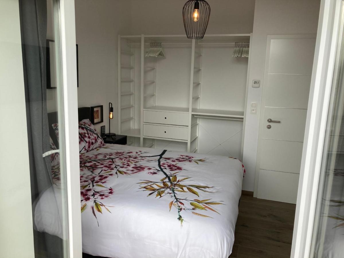 Les Duplex De La Place Des Ecoles 스파 외부 사진