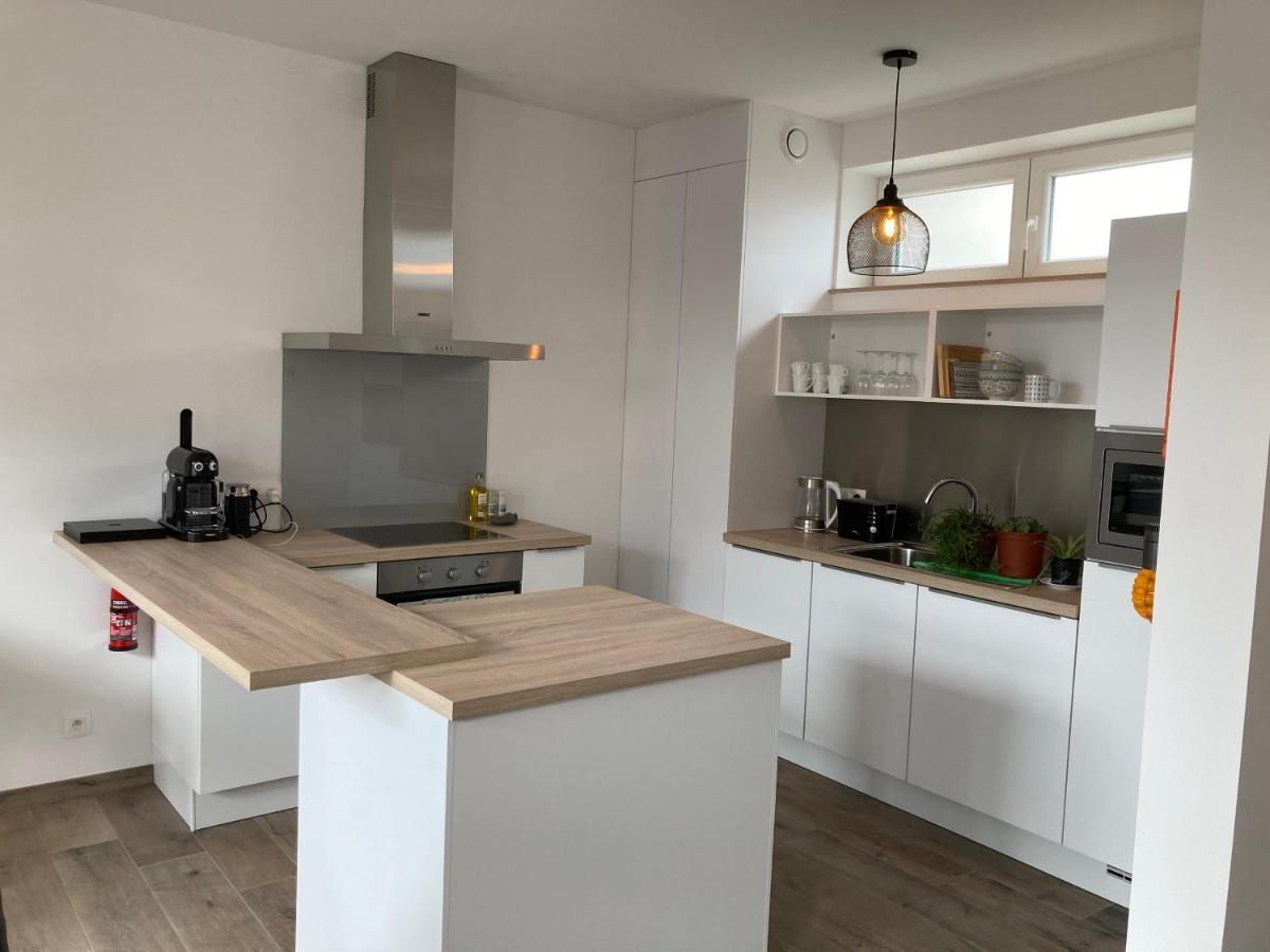 Les Duplex De La Place Des Ecoles 스파 외부 사진