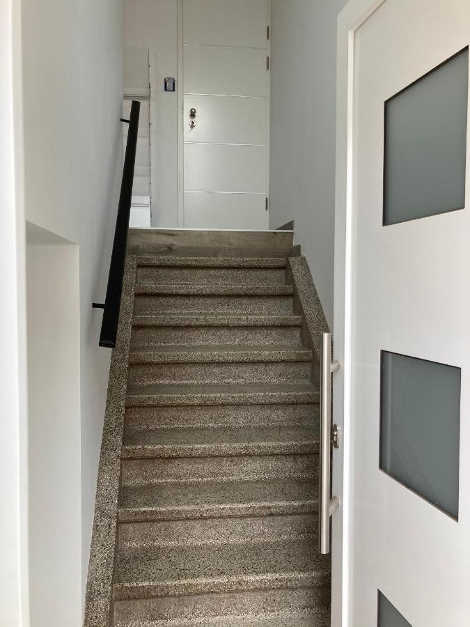 Les Duplex De La Place Des Ecoles 스파 외부 사진
