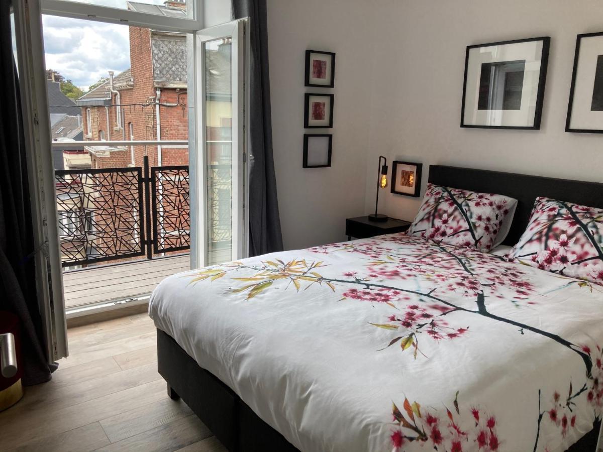 Les Duplex De La Place Des Ecoles 스파 외부 사진