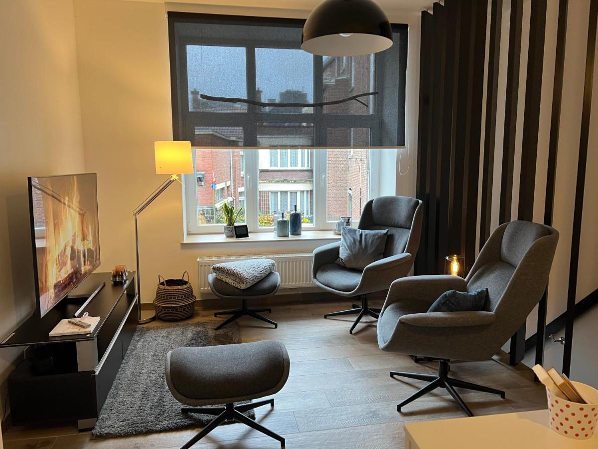 Les Duplex De La Place Des Ecoles 스파 외부 사진